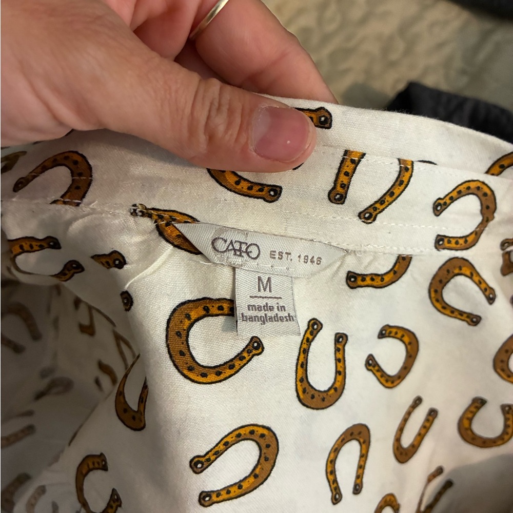 Cato White Top with Gold Horseshoe Print